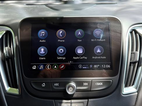 Used 2023 Chevrolet Malibu LT FWD image 17