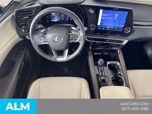 Used 2024 Lexus RX 350 FWD w/ Technology Package image 26