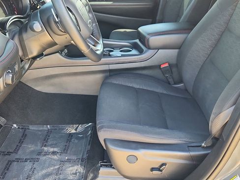 Used 2023 Dodge Durango GT AWD/4WD image 8