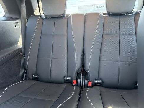 Certified 2023 Mercedes-Benz GLS 580 4MATIC image 33