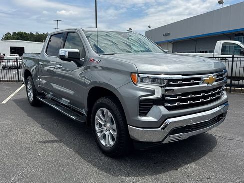 Used 2026 Chevrolet Silverado 1500 LTZ w/ LTZ Premium Package AWD/4WD image 4