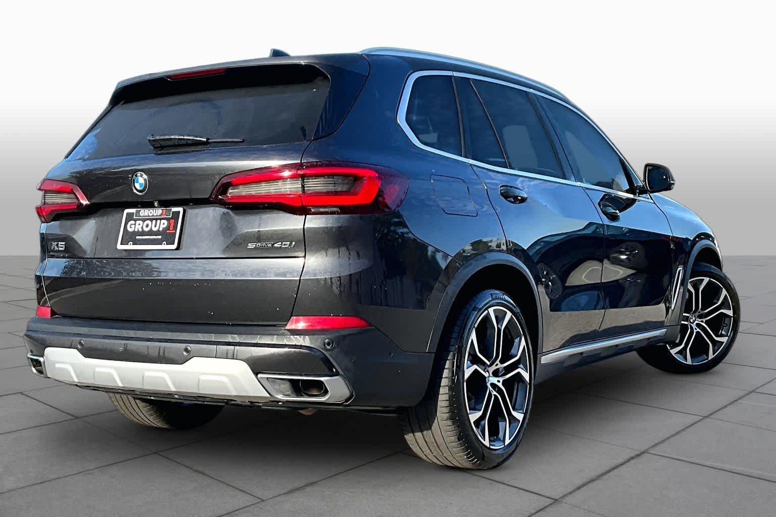 Used 2022 BMW X5 sDrive40i w/ Premium Package RWD image 12