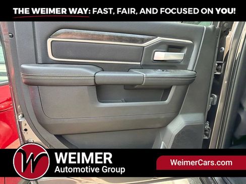 Used 2024 RAM 2500 Big Horn w/ Towing Technology Group AWD/4WD image 10