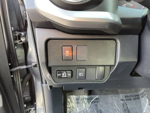 Certified 2022 Toyota Tacoma SR5 image 23