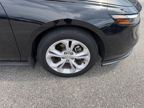 Used 2023 Honda Accord LX image 4