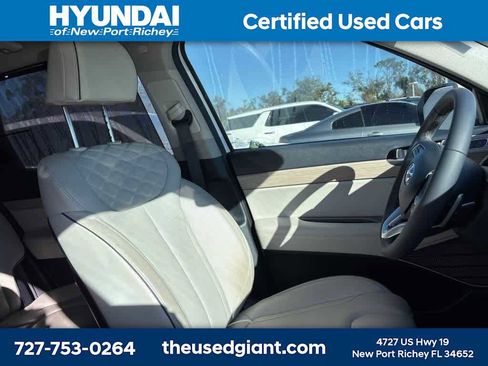 Certified 2022 Hyundai Palisade Limited image 7