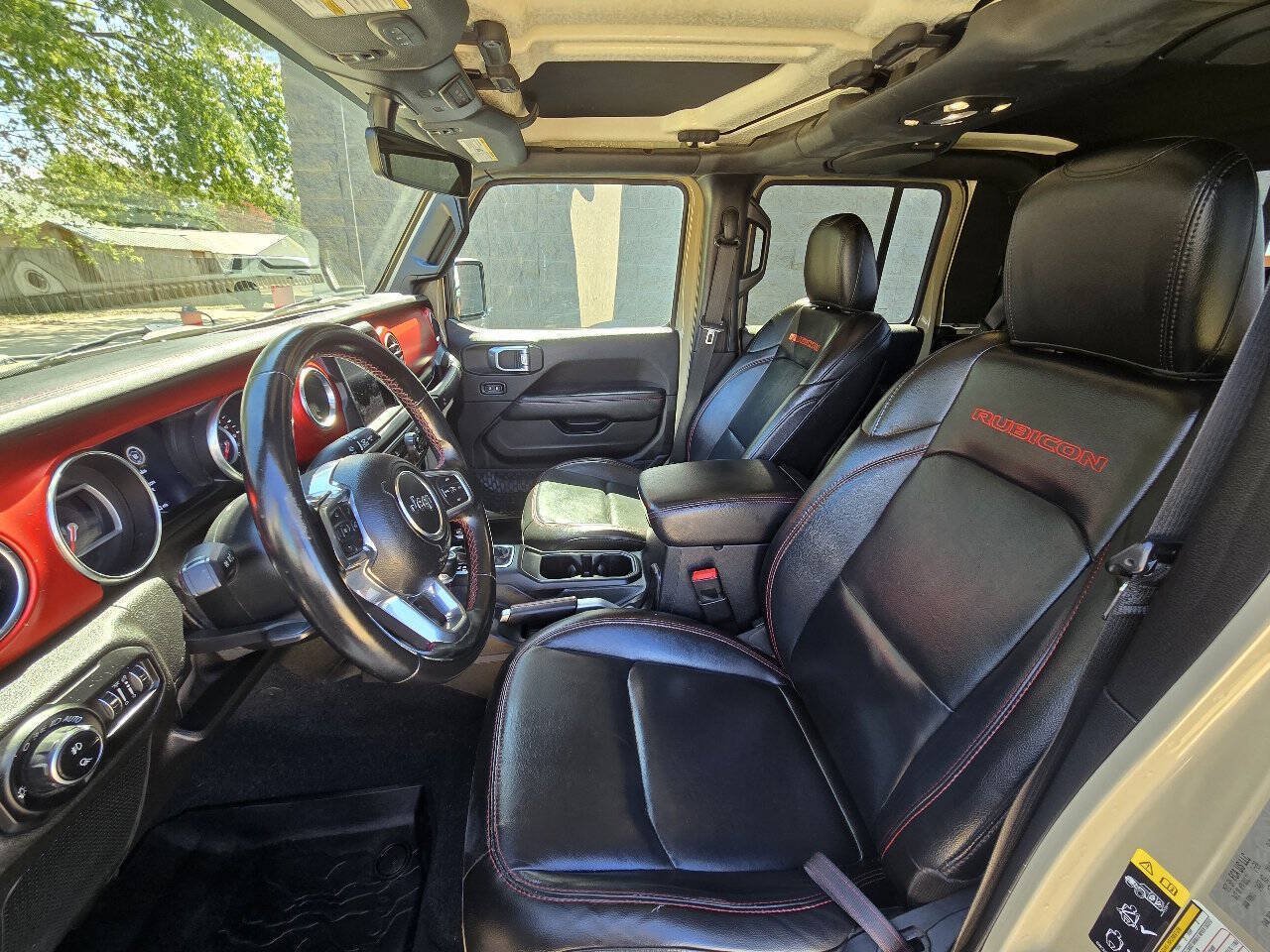 Used 2020 Jeep Gladiator Rubicon AWD/4WD image 11