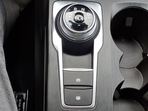 Used 2023 Ford Escape Platinum image 18