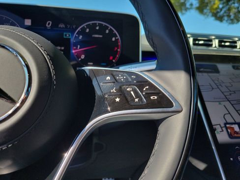 Certified 2025 Mercedes-Benz S 580 4MATIC Sedan image 29