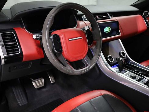 Used 2022 Land Rover Range Rover Sport HST image 4