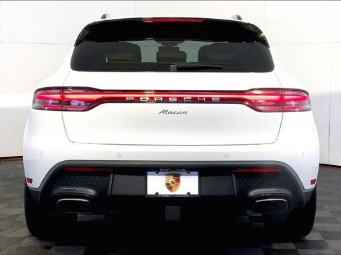 New 2026 Porsche Macan AWD/4WD image 6