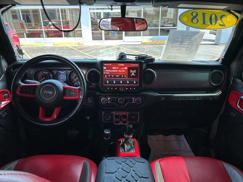 Used 2018 Jeep Wrangler Unlimited Sport S AWD/4WD image 30