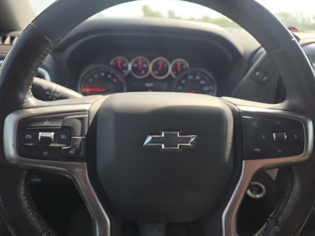 Used 2021 Chevrolet Silverado 2500 LT w/ Midnight Edition AWD/4WD image 14