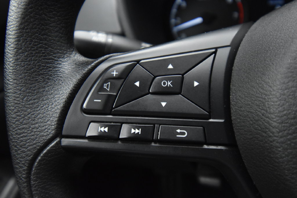 Used 2024 Nissan Altima 2.5 S FWD image 28