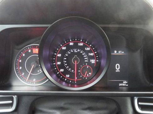 Used 2023 Hyundai Elantra SEL image 22