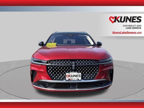 Used 2024 Lincoln Nautilus Reserve AWD/4WD image 11