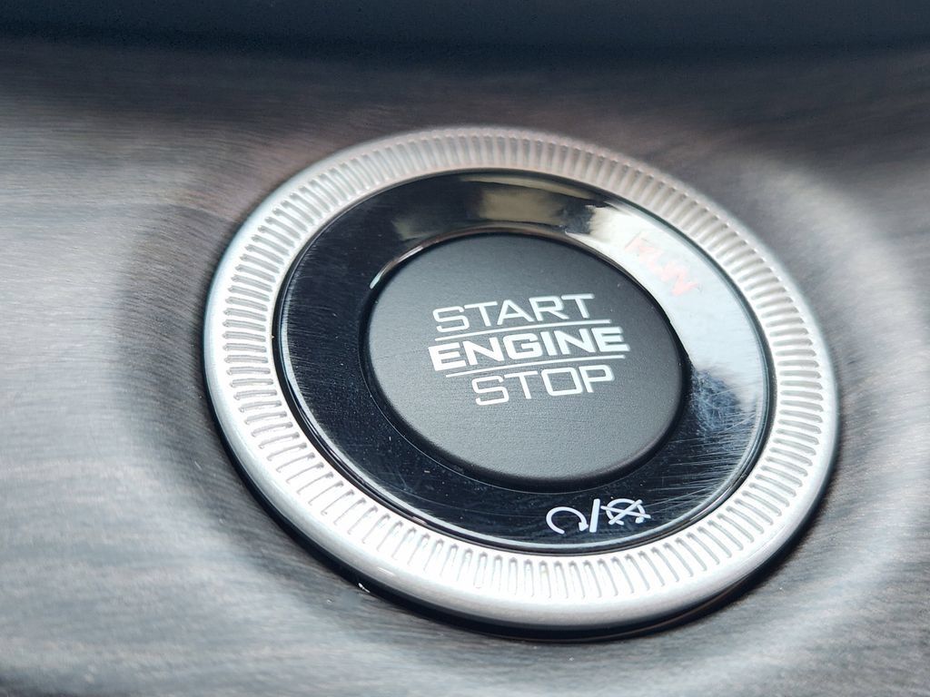 Used 2024 Jeep Grand Cherokee Limited 4xe AWD/4WD image 20
