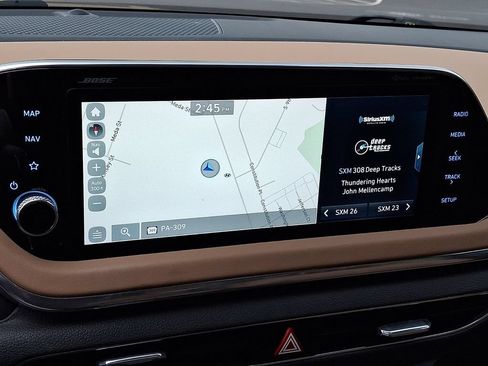 Used 2021 Hyundai Sonata Limited w/ Preferred Accessory Package FWD image 3