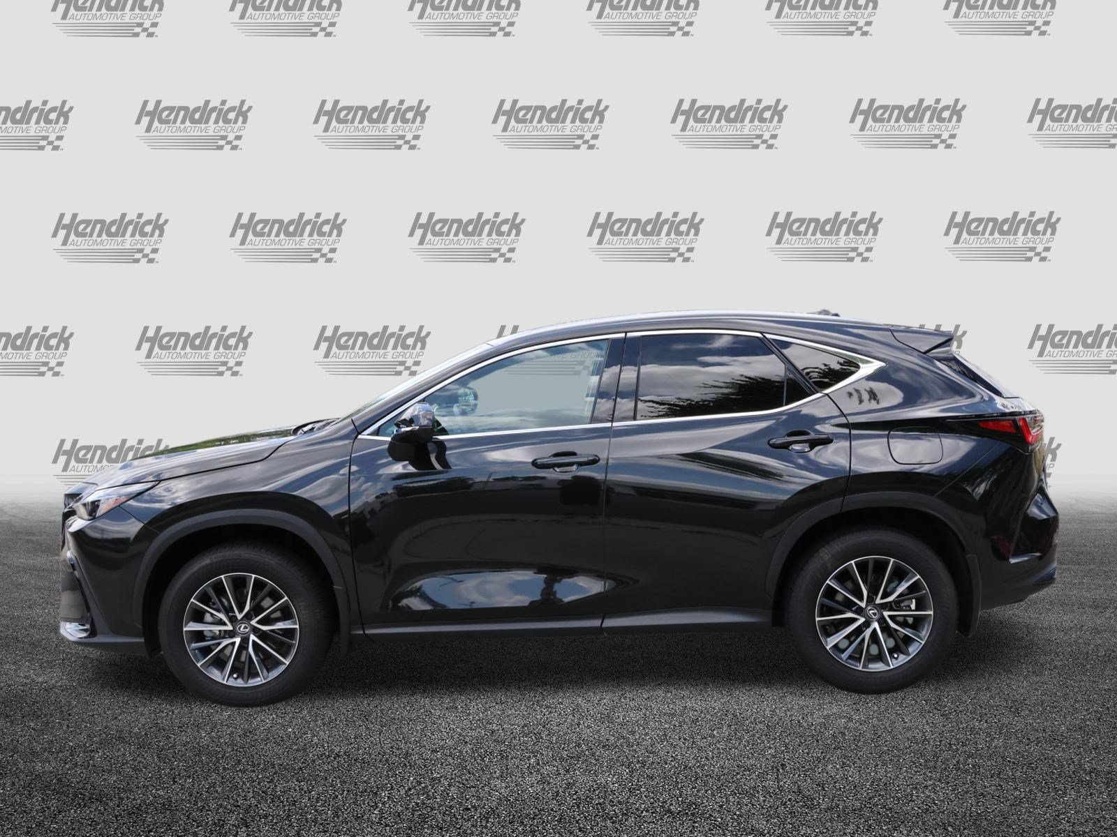 Certified 2025 Lexus NX 350 AWD w/ Accessory Package (K3) image 6