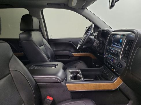 Used 2017 Chevrolet Silverado 1500 LTZ w/ High Desert Package image 21