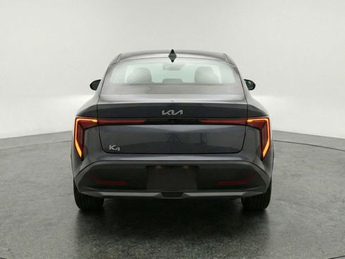 Used 2025 Kia K4 LXS image 6
