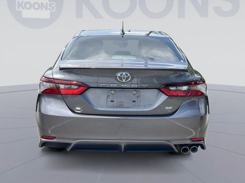 Used 2024 Toyota Camry SE FWD image 5