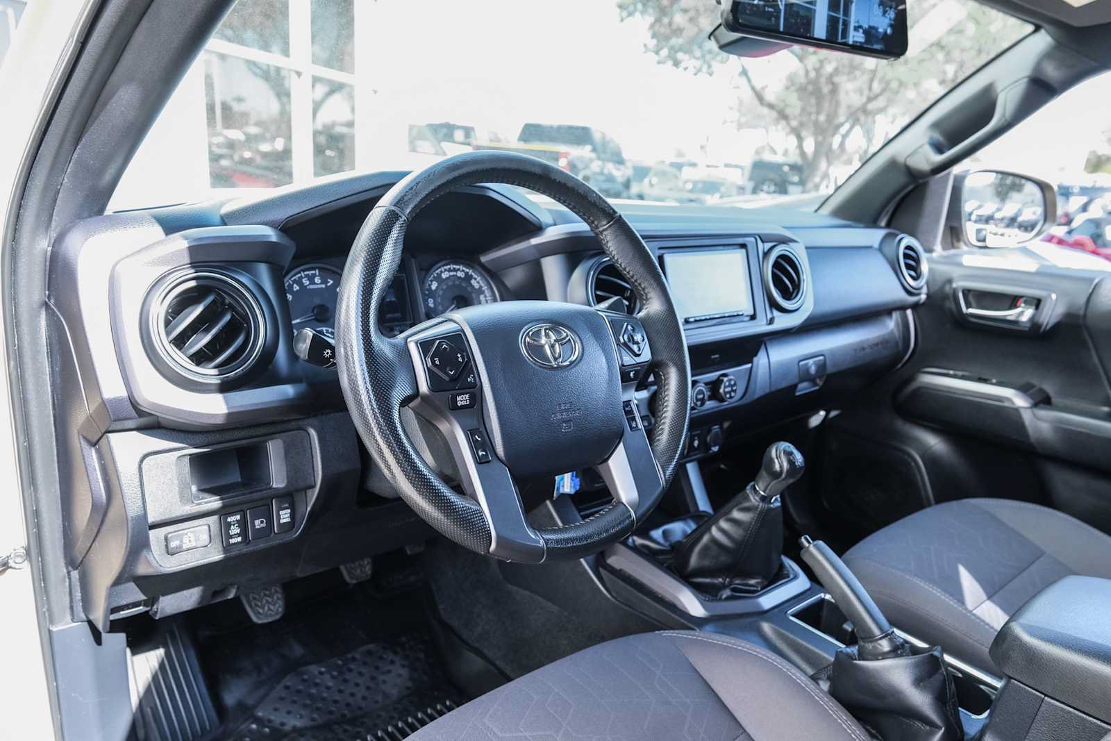 Used 2019 Toyota Tacoma TRD Off-Road AWD/4WD image 22