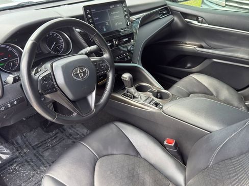 Used 2021 Toyota Camry XSE w/ Cold Weather Package FWD image 10