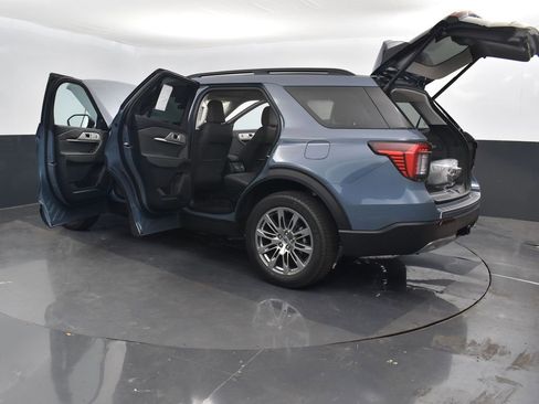 New 2026 Ford Explorer Active w/ Active Comfort Package AWD/4WD image 62