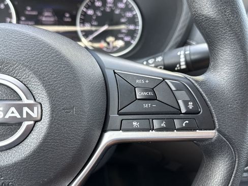 Used 2024 Nissan Sentra SV FWD image 20