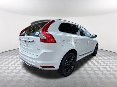 Used 2017 Volvo XC60 T5 Dynamic w/ Preferred Option Package FWD image 5