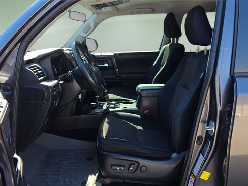 Used 2015 Toyota 4Runner Trail image 10