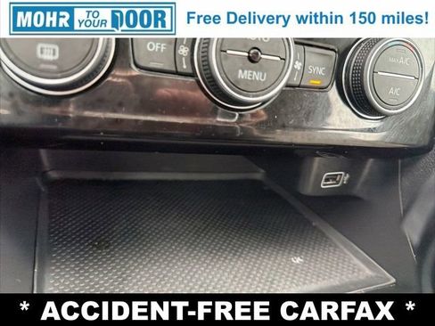 Used 2019 Volkswagen Jetta R-Line w/ R-Line Cold Weather Package image 22