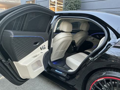 Used 2020 Bentley Flying Spur W12 image 72