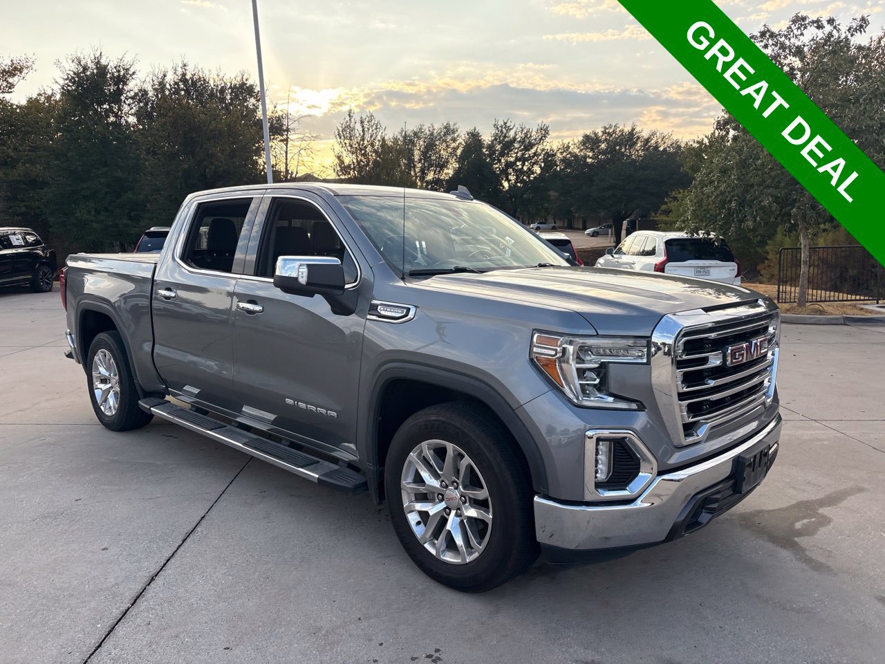 Used 2020 GMC Sierra 1500 SLT RWD image 3