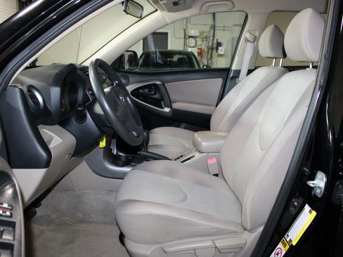 Used 2008 Toyota RAV4 2WD image 8