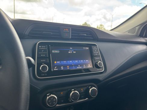 Used 2025 Nissan Versa SV FWD image 20