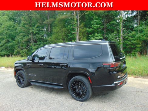Certified 2025 Jeep Wagoneer 4WD image 7