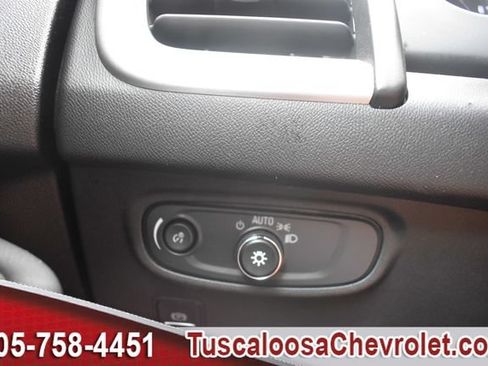 Used 2024 GMC Terrain SLE AWD/4WD image 37