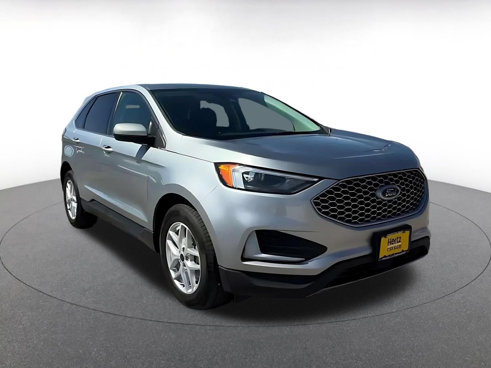 Used 2024 Ford Edge SEL AWD/4WD image 3