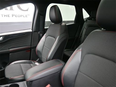 Used 2023 Ford Escape ST-Line w/ Tech Pack #1 image 17