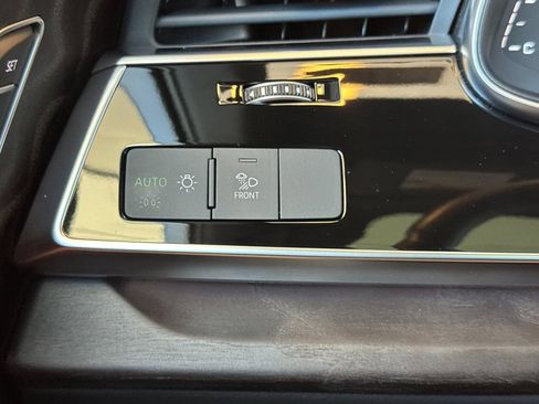 Used 2023 Audi Q7 2.0T Premium Plus AWD/4WD image 37