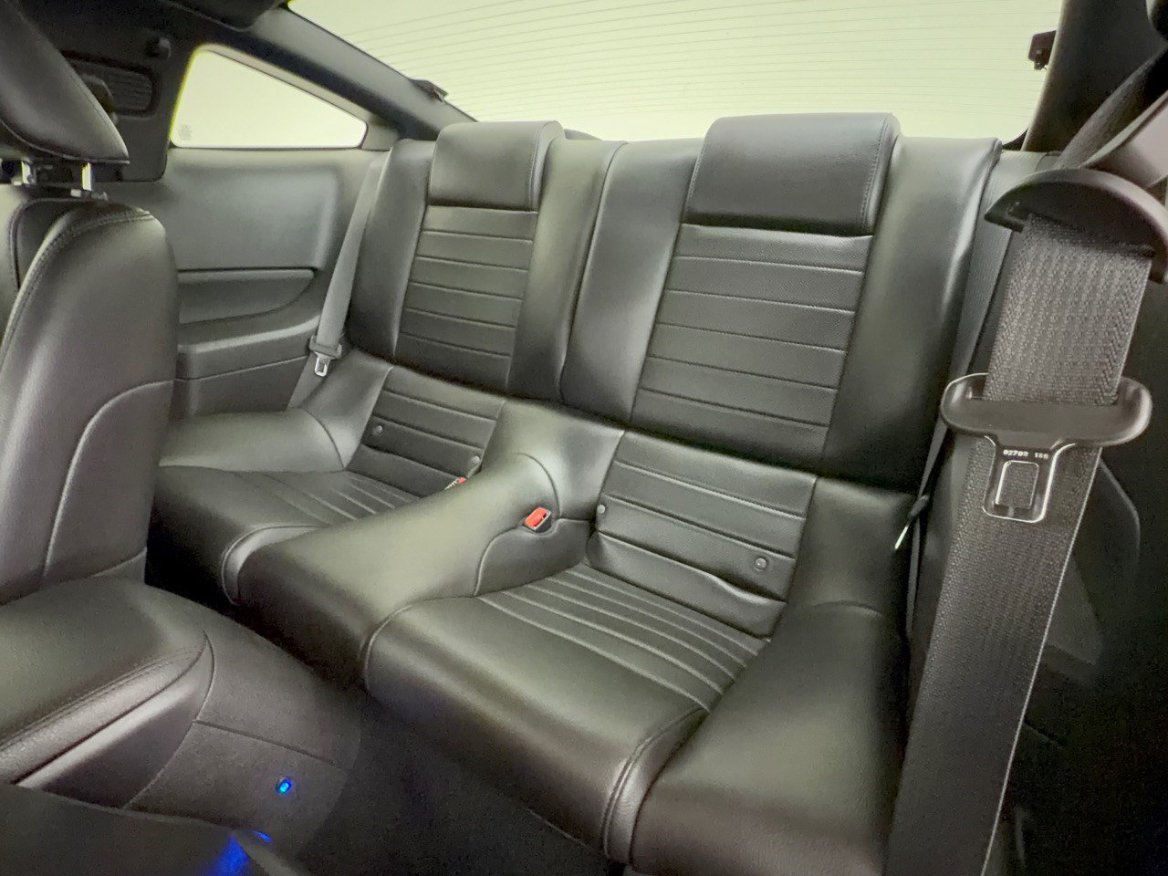 Used 2009 Ford Mustang Shelby GT500 RWD image 25