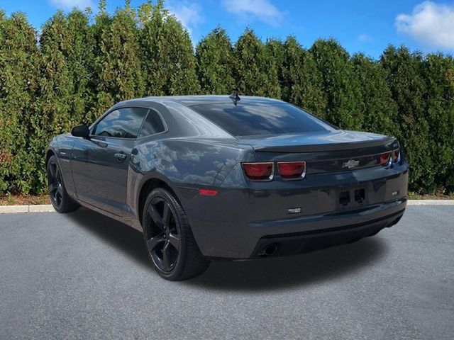 Used 2010 Chevrolet Camaro LT w/ RS Package RWD image 6