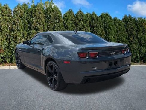 Used 2010 Chevrolet Camaro LT w/ RS Package RWD image 6