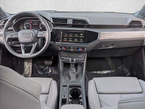 Certified 2024 Audi Q3 2.0T Premium Plus image 19