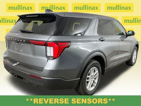 New 2026 Ford Explorer Active image 4