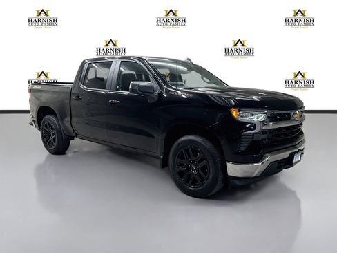 Used 2023 Chevrolet Silverado 1500 LT AWD/4WD image 3