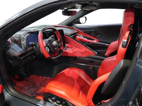 Used 2020 Chevrolet Corvette Stingray Preferred Cpe w/ 2LT Preferred Equipment Group RWD image 29