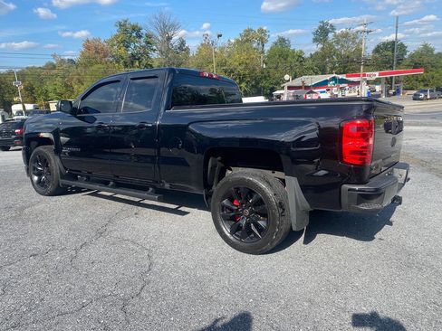 Used 2018 Chevrolet Silverado 1500 LT w/ All Star Edition image 3